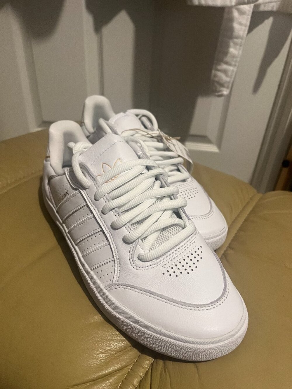 Adidas Tyshawn White